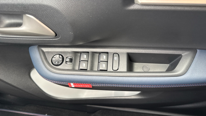 Citroen C3 83kW Collection 44kWh 5dr Auto Electric Hatchback - Image 31